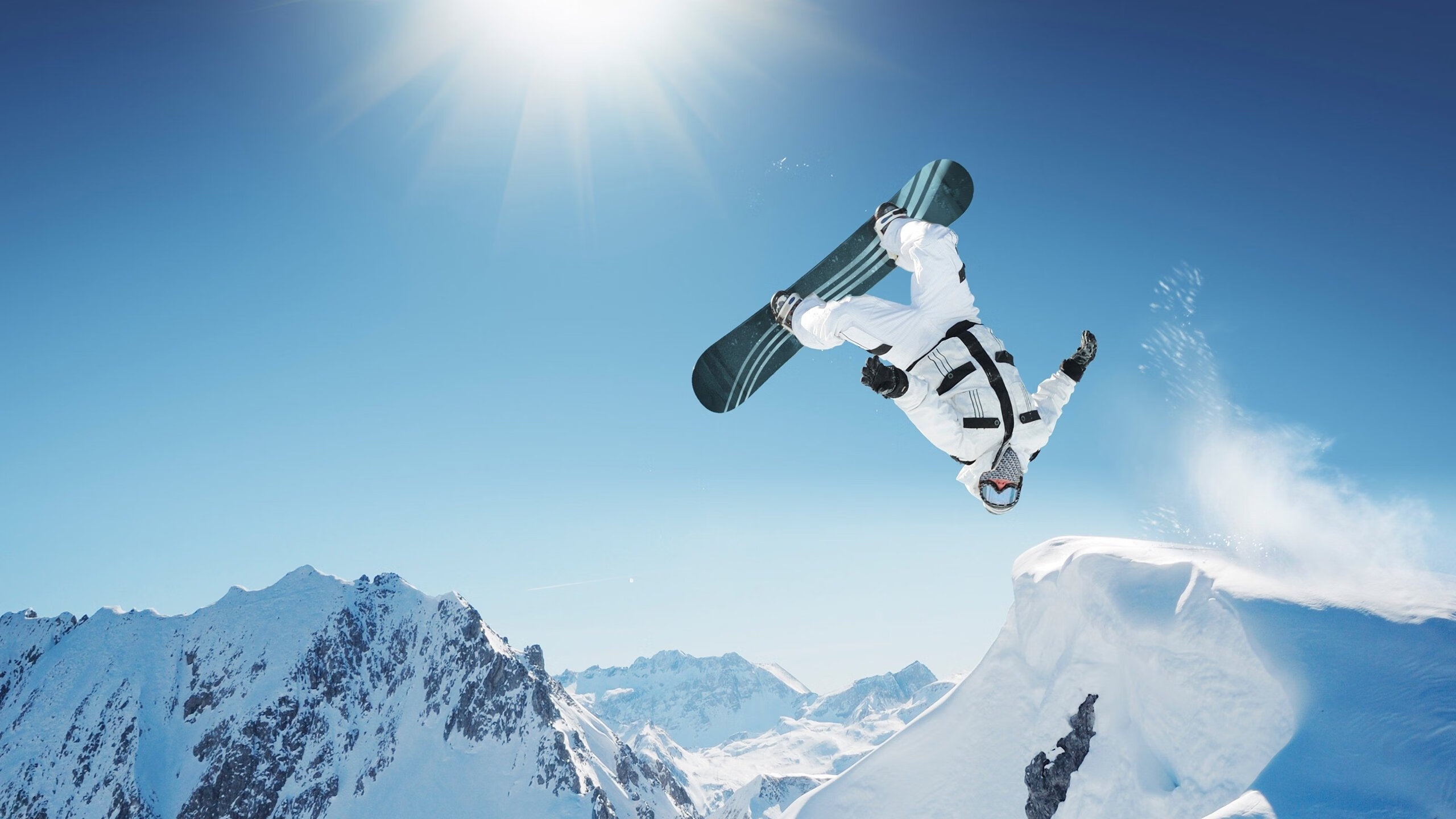 仰泳赛道中立代表队A选手节奏精准,仰泳 2017