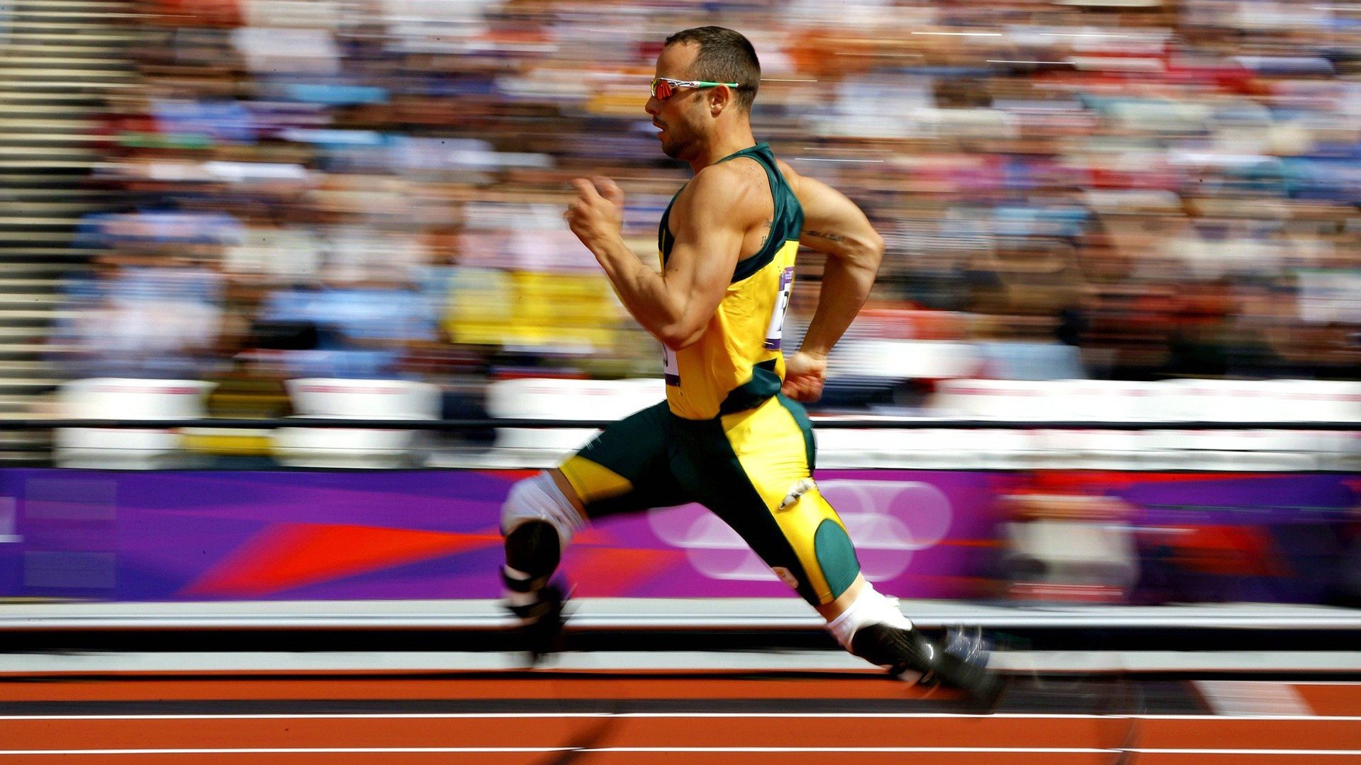 阿伦·斯密斯：以智慧与速度串联全黑队进攻线，攻势如潮，阿隆内斯密斯